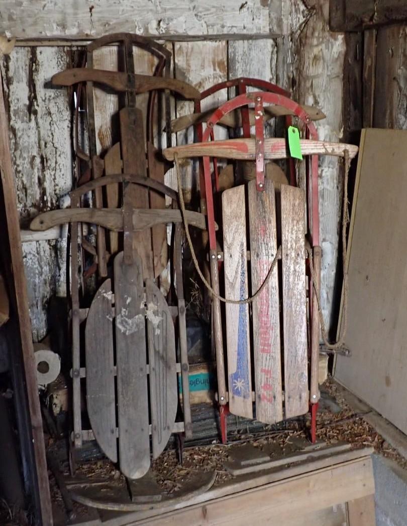 (4) Vintage Runner Sleds (1 of 6)
