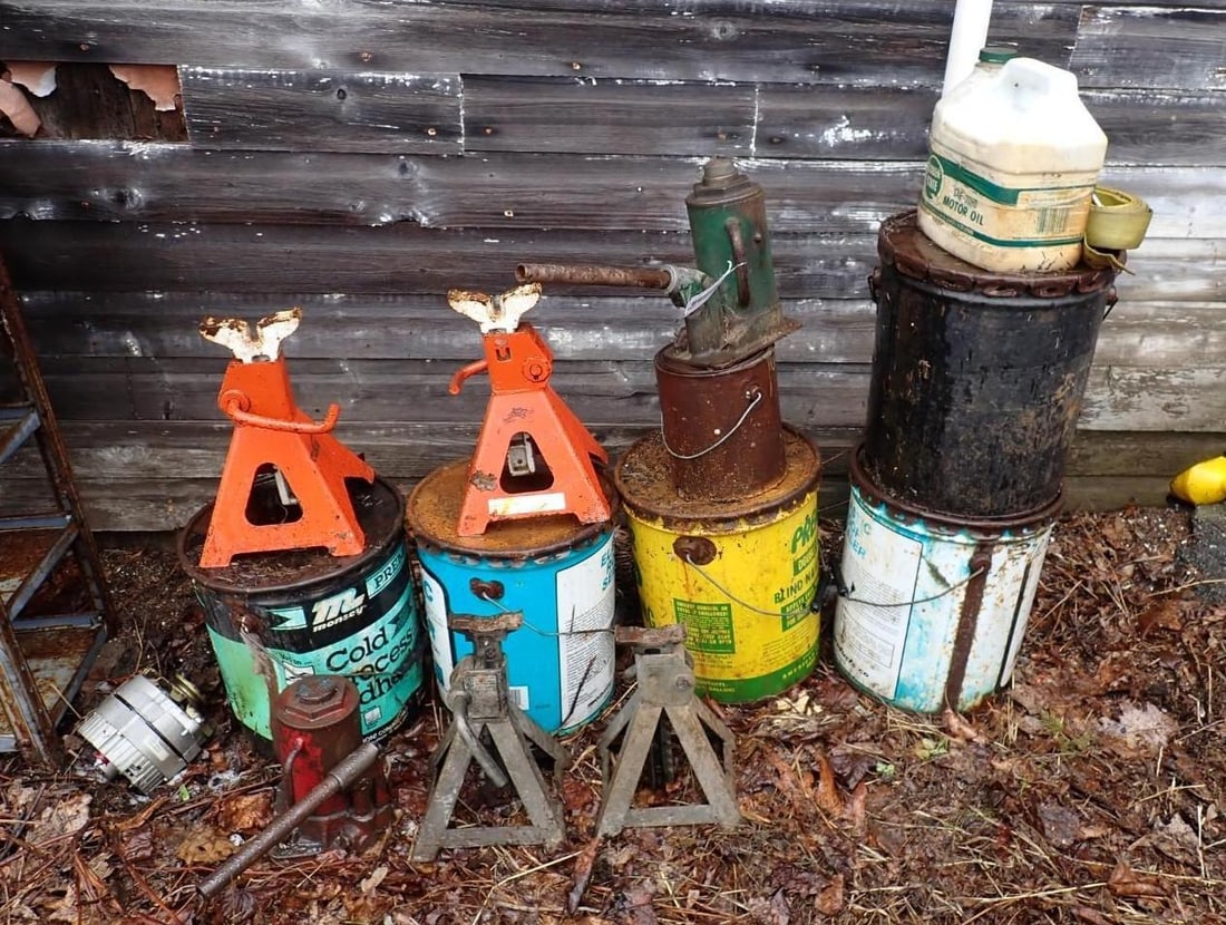 (2) Hydraulic Bottle Jacks & (2) Sets of Jack Stands (1 of 6)