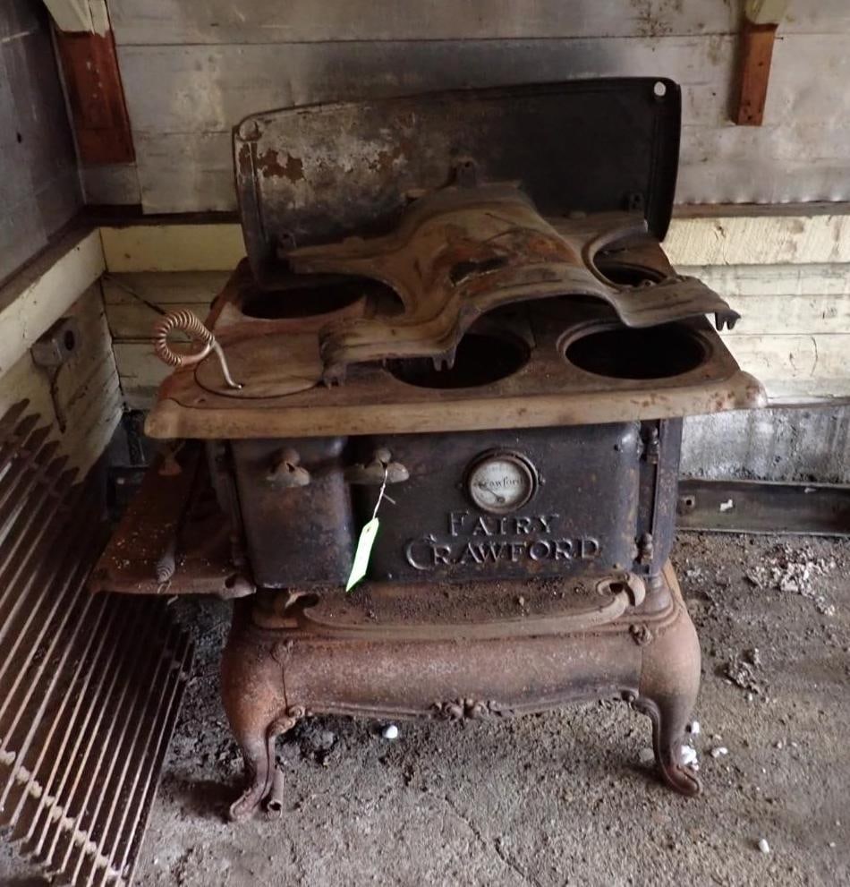 Crawford Fairy Cast Iron Kerosene Stove (1 of 7)