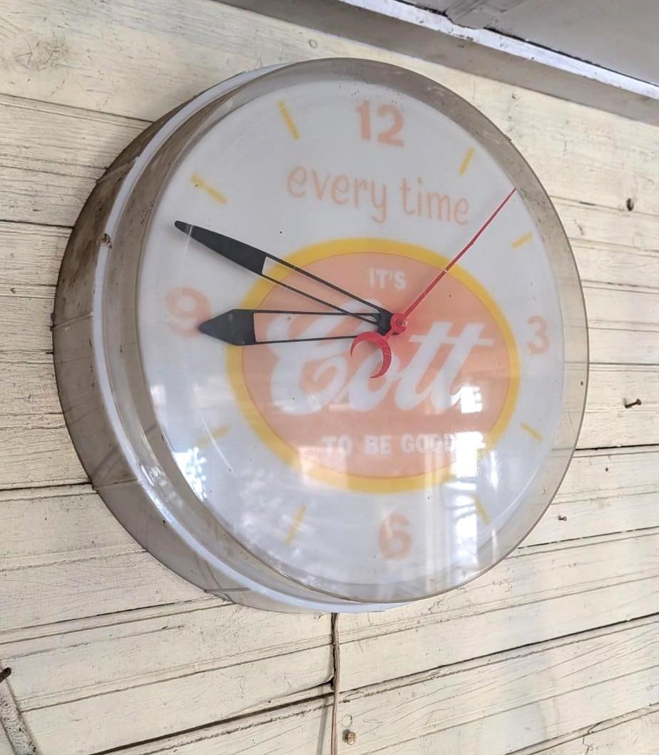 Vintage Cott 18" Time Clock (1 of 3)