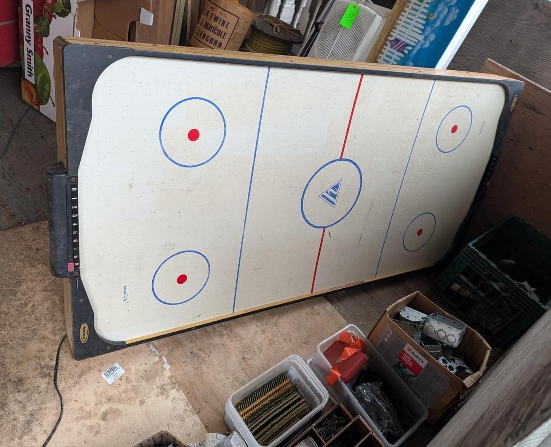 Air Hockey Table (1 of 4)