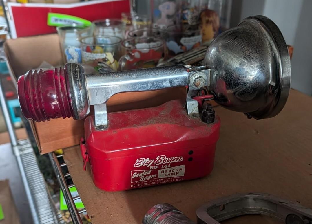 (3) Antique Lights - 8