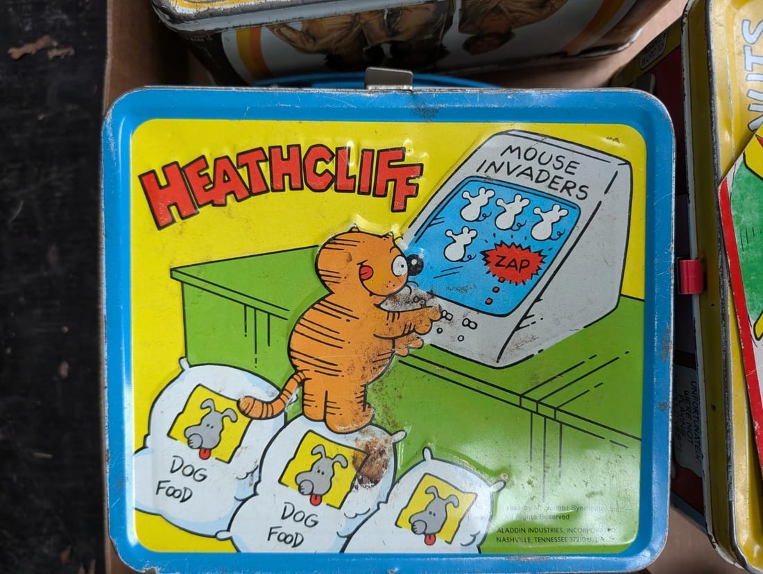 (4) Vintage Tin Lunch Boxes & (3) Poly Cups - 4