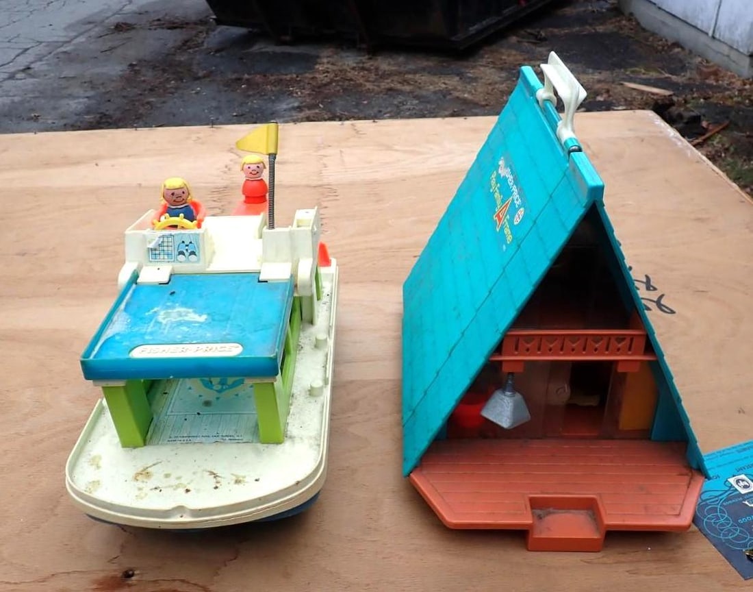 Vintage Fisher Price Boat & A-Frame (1 of 11)