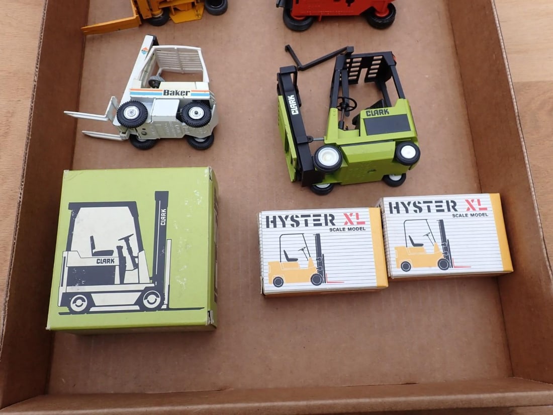 (6) Display Model Forklifts - 4