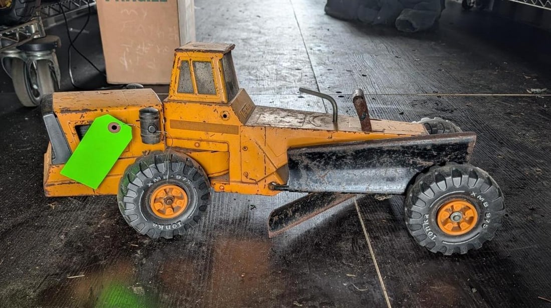 Mighty Tonka Grader (1 of 7)