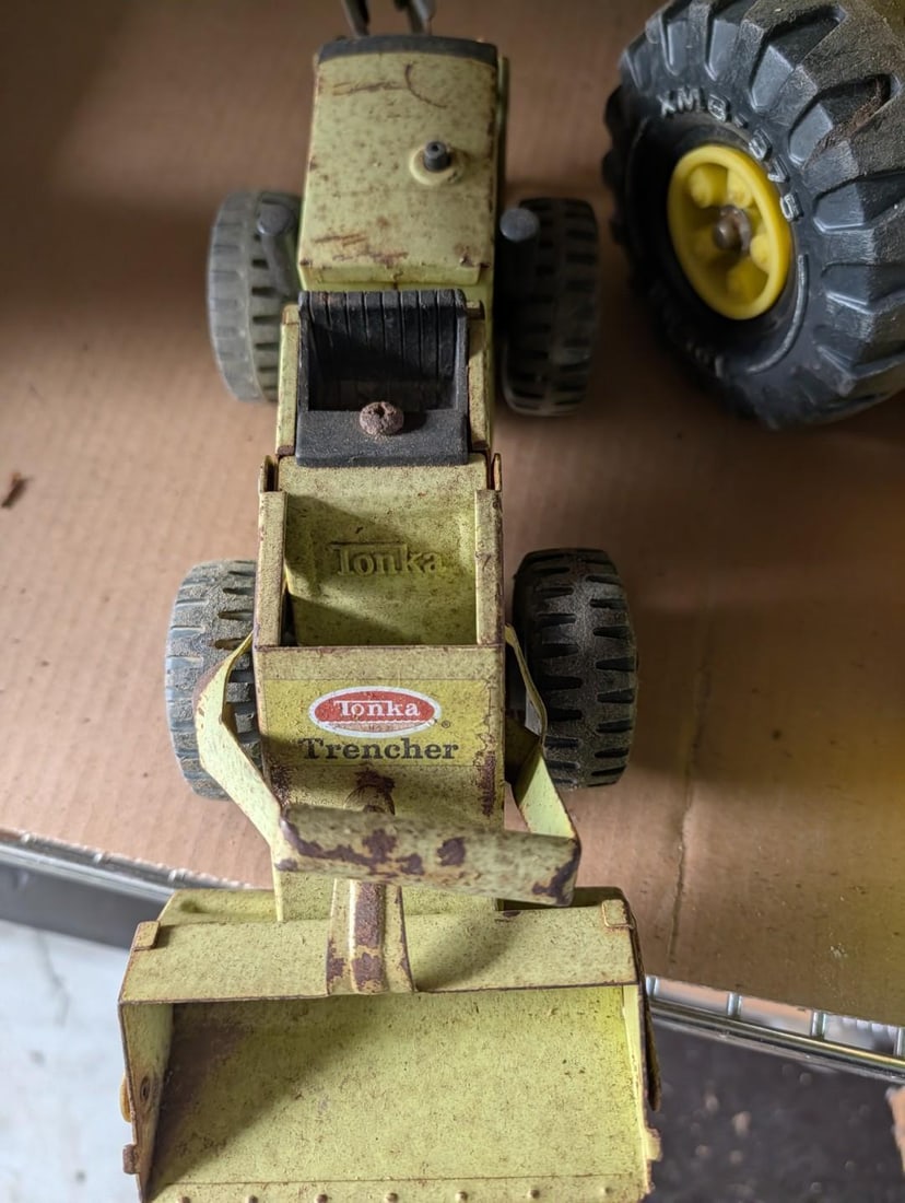 (2) Mighty Tonka Loaders - 2