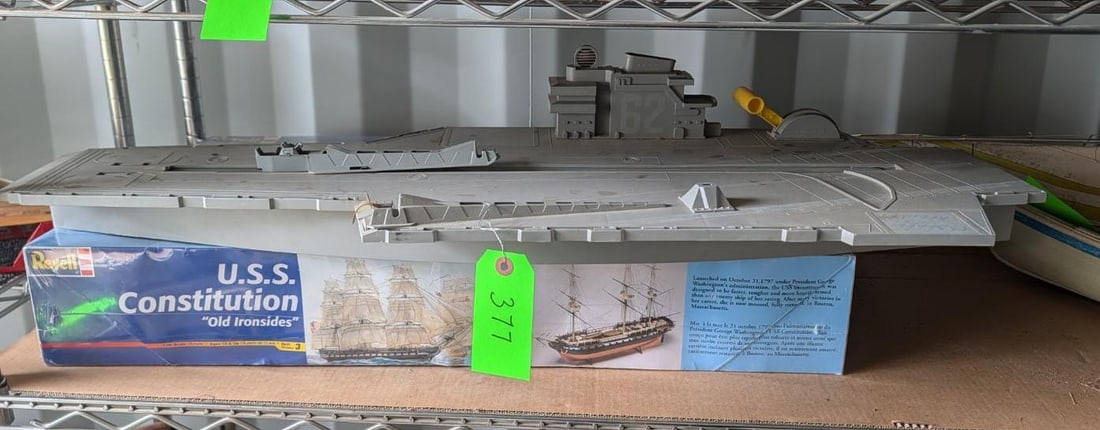 Revell 1:96 Scale USS Constitution Model Ship (1 of 10)