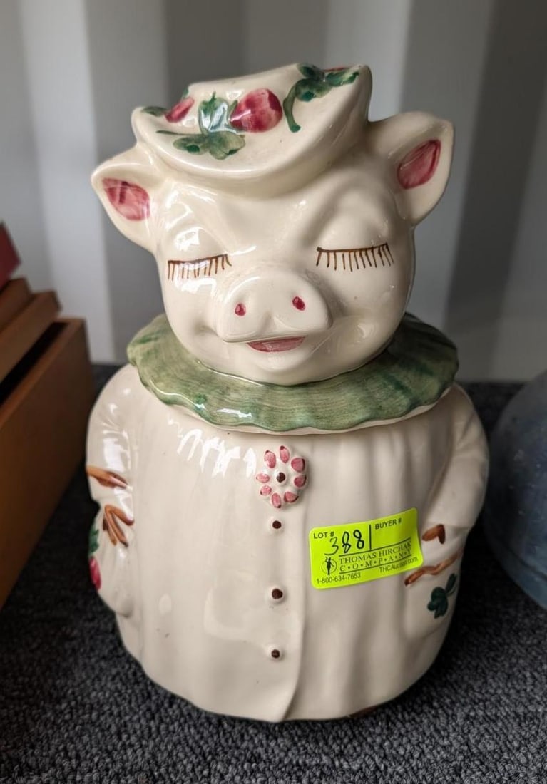 Vintage Shawnee Pottery Winnie Pig Cookie Jar: 11" t 