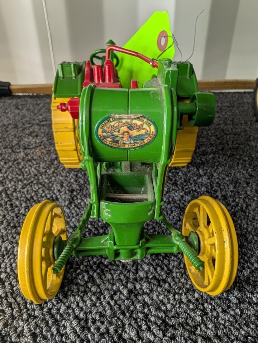 (3) Model John Deere Tractors - 11