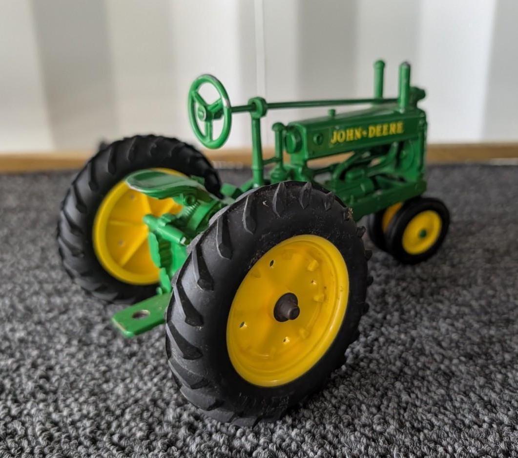 (3) Model John Deere Tractors - 15