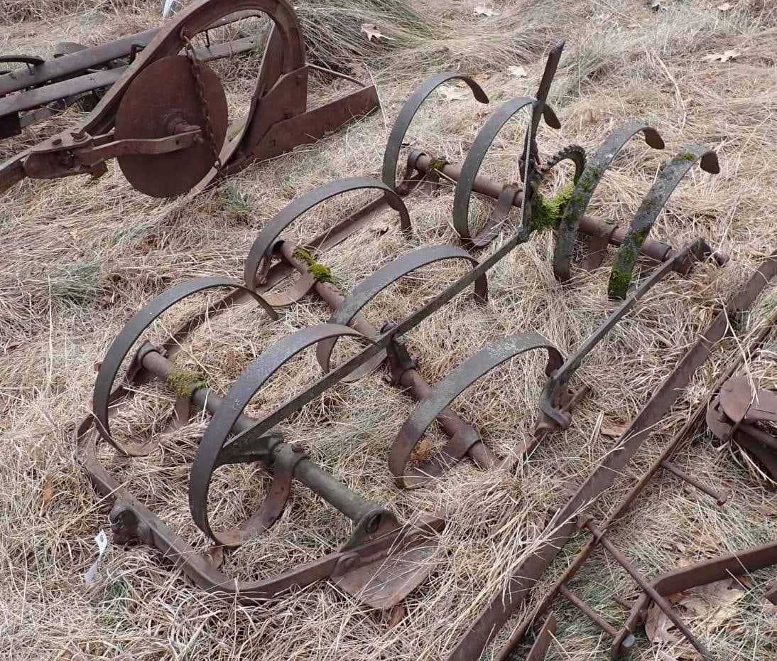 (9) Spring Harrows: (9) Spring Harrows 