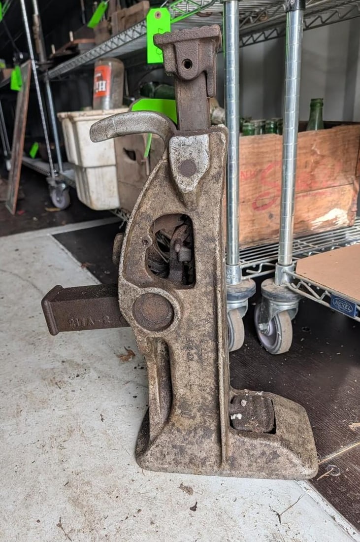 Simplex A17 Carriage Jack - 4