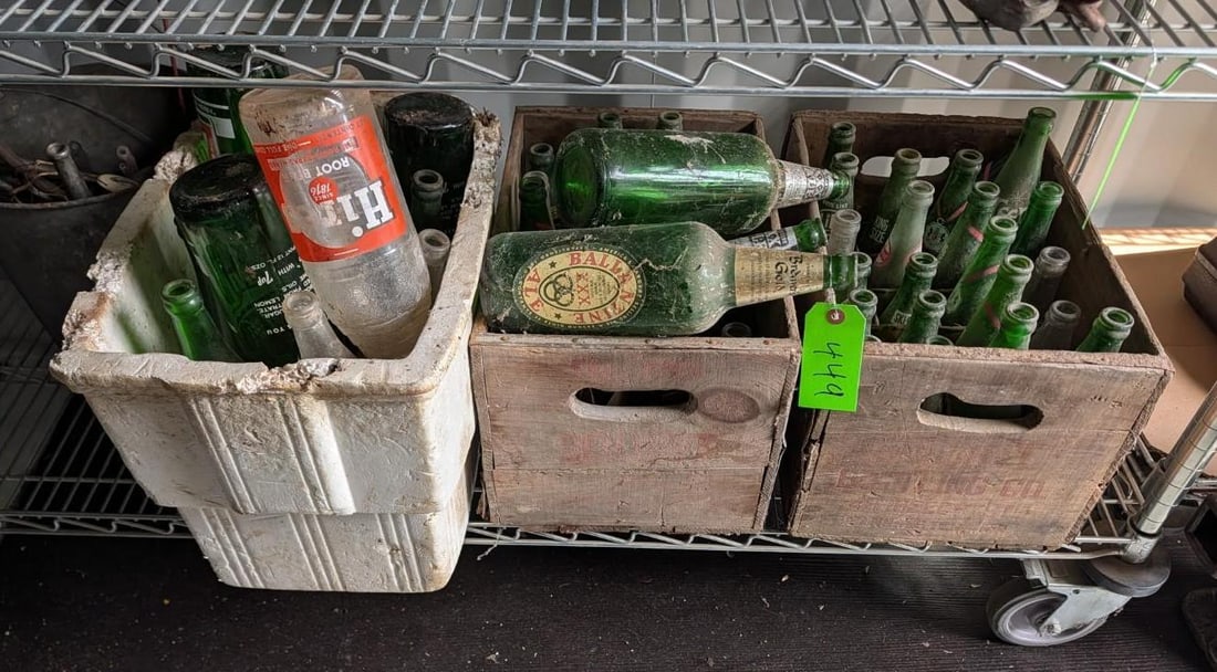 (3) Crates Asst. Antique Coke & Beer Bottles (1 of 11)