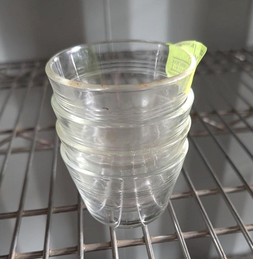 (4) PYREX Jelly Cups (1 of 3)