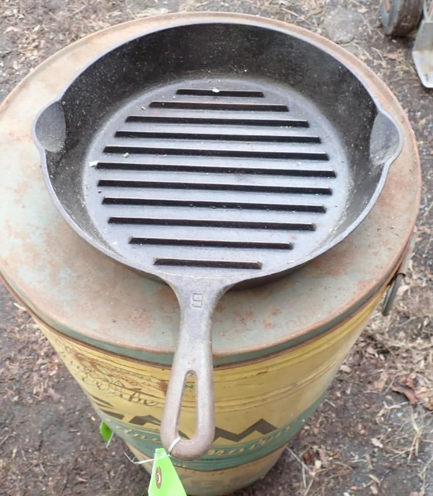 (3) Cast Iron Skillets - 7