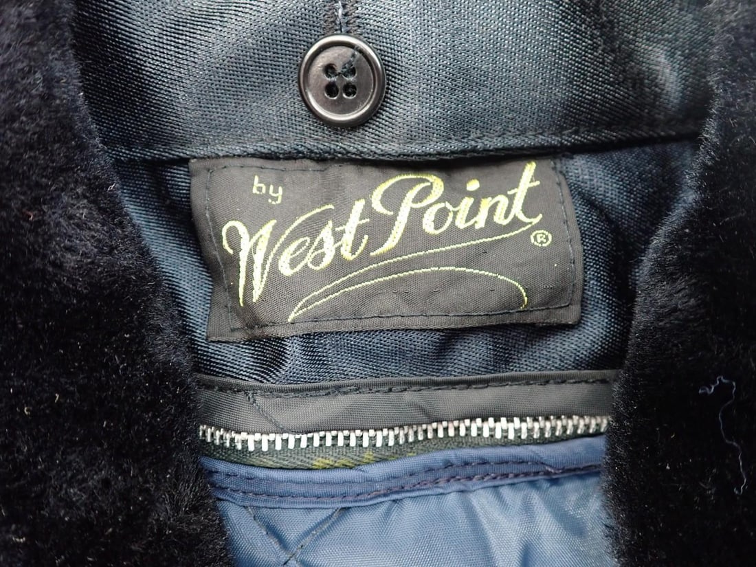 (19+/-) Outdoor Jackets & Vests - 11