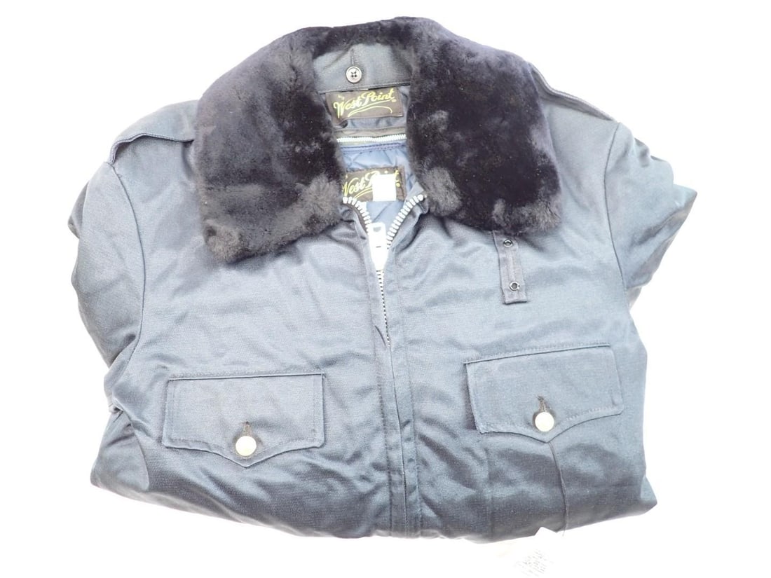 (19+/-) Outdoor Jackets & Vests - 8