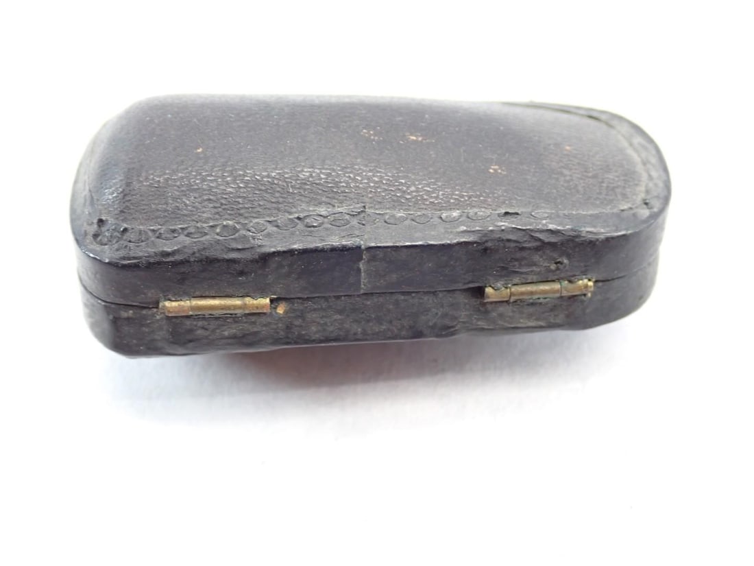 Triangle "The Genuine Bakelite" Leather Covered Pipe Tip Case - 6