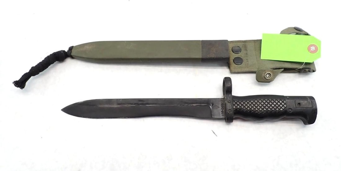 Spanish Cetme Bayonet & Sheath (1 of 17)