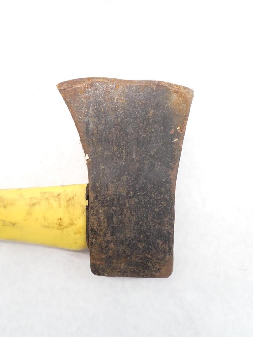 (4) Axes - 10