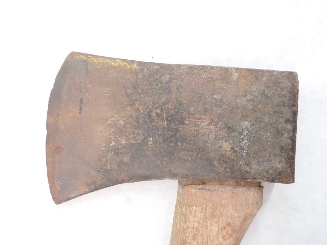 (4) Axes - 17