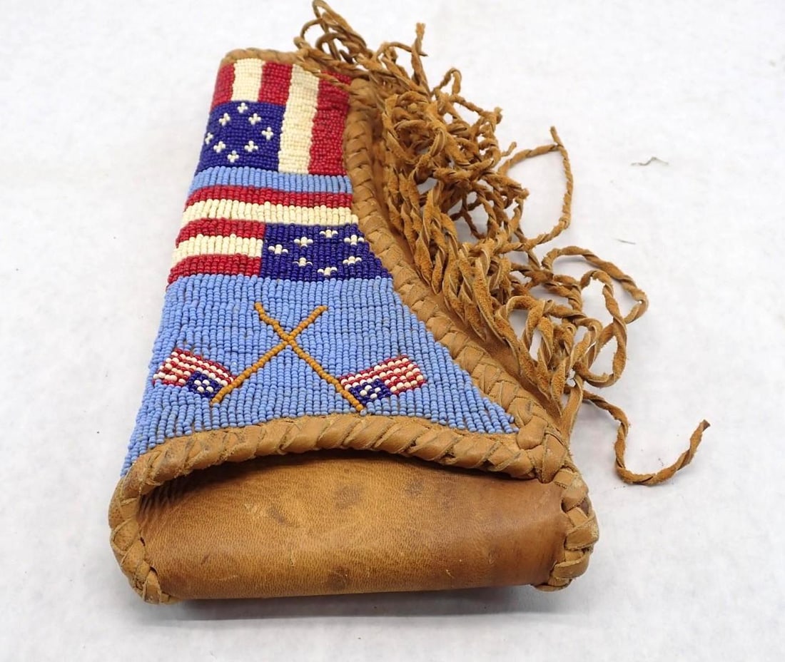 Beaded Hand Gun Holster - 3