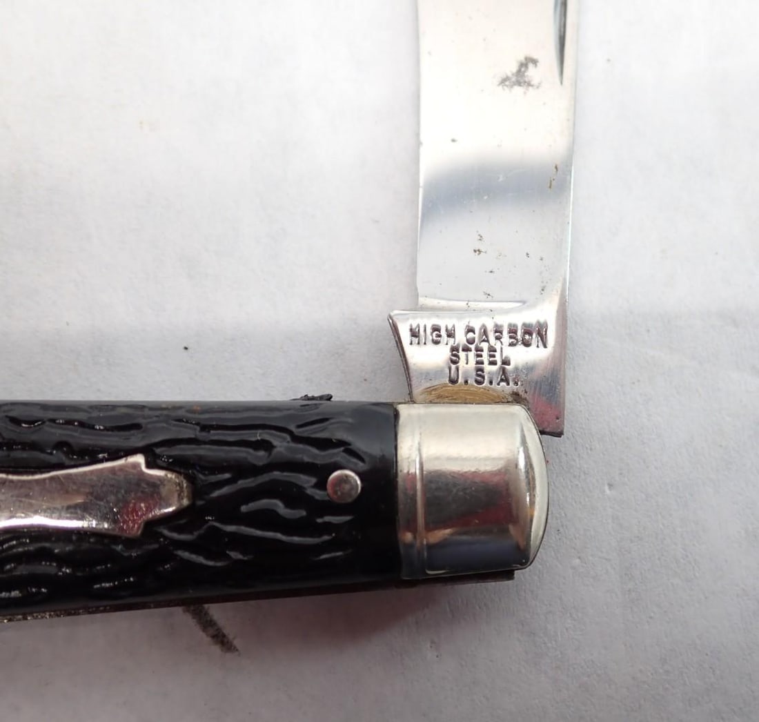 (12+/-) Folding Knives - 17