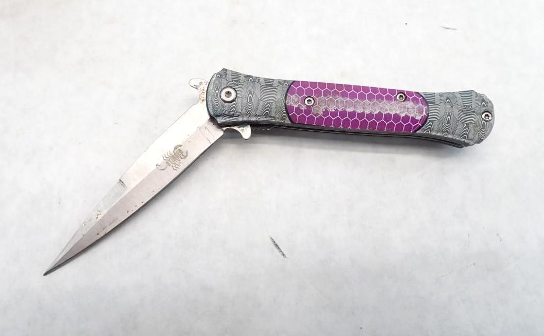 (12+/-) Folding Knives - 3