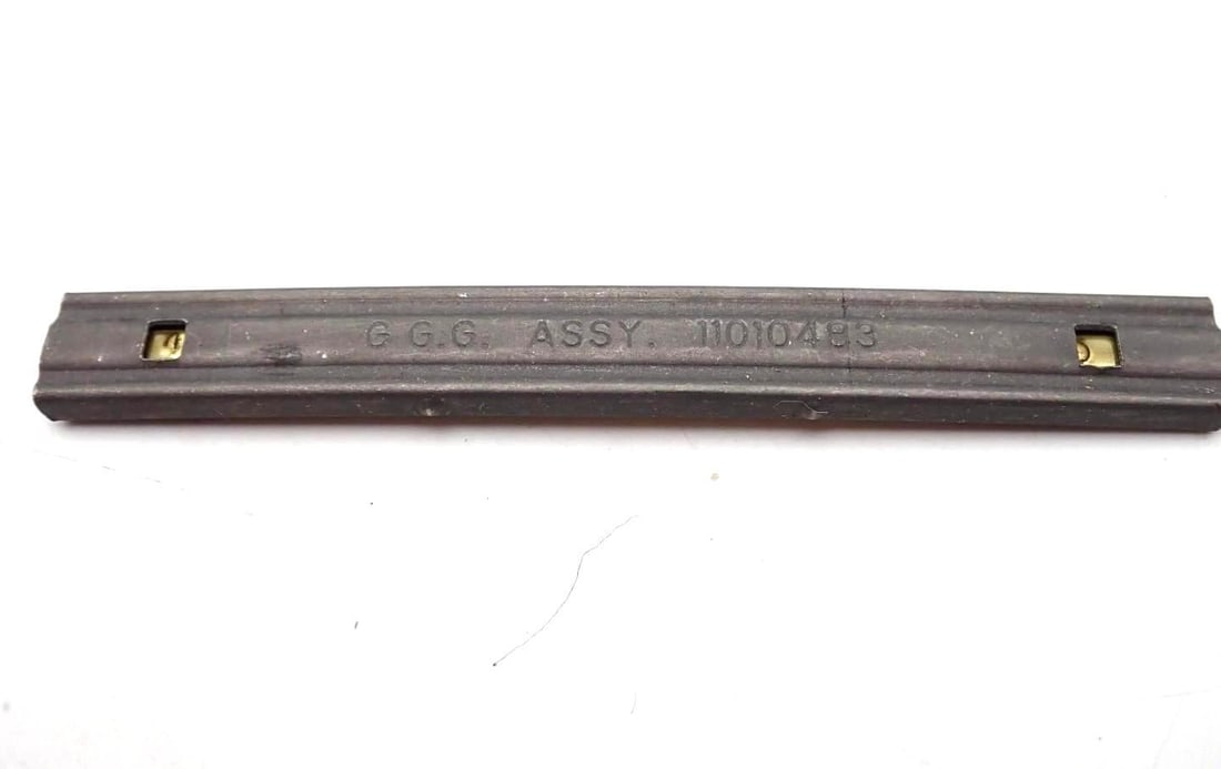 (87+/-) 5 Round Clips - 2