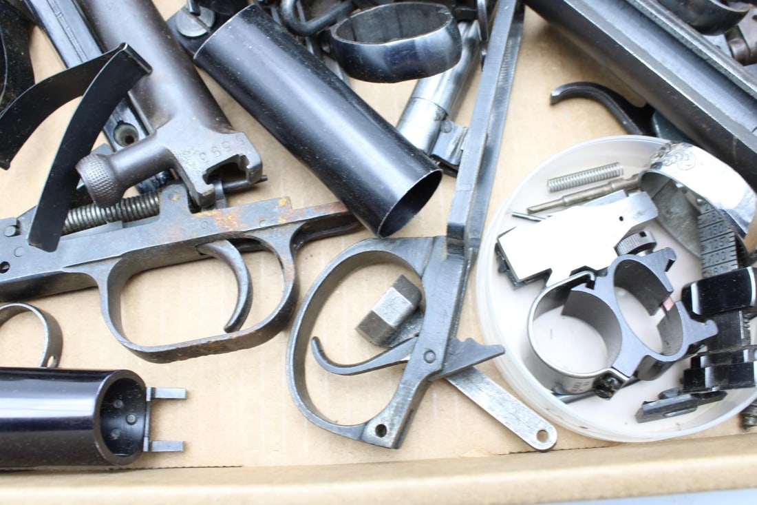 Gunsmiths Lot - 10