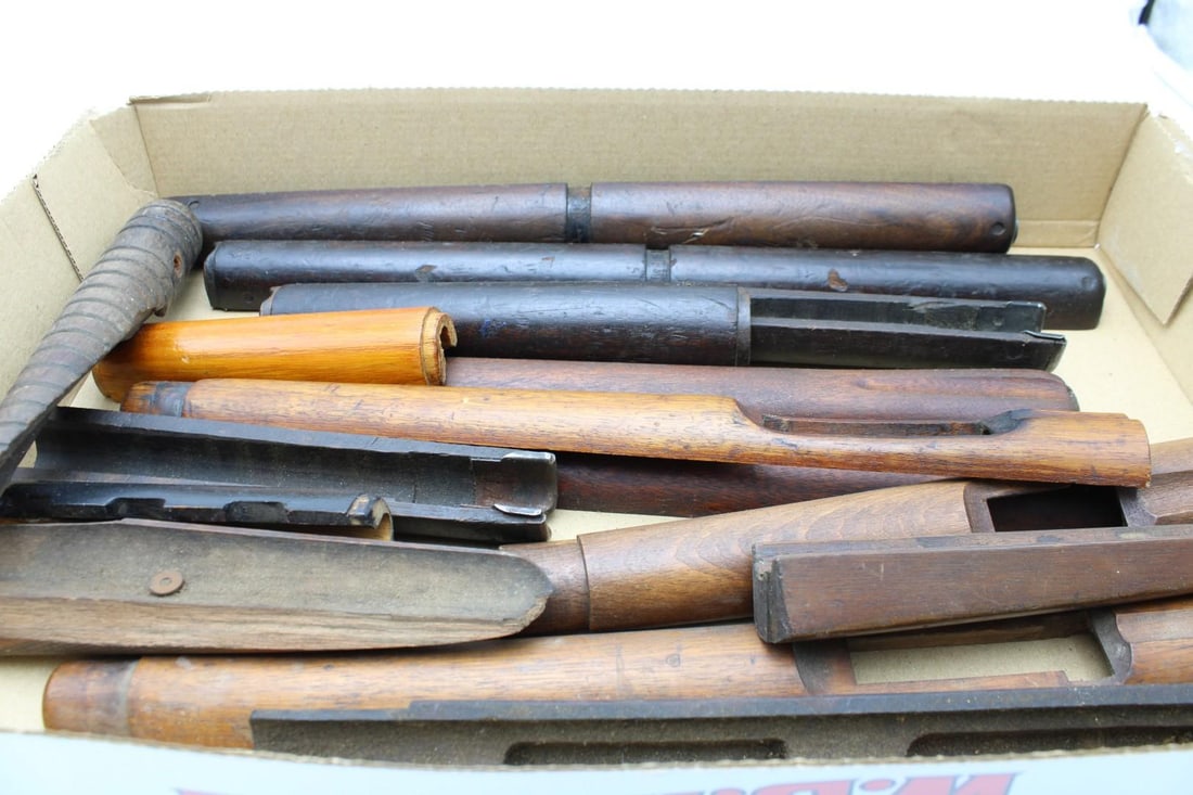 (17) Wood Fore Stocks - 3