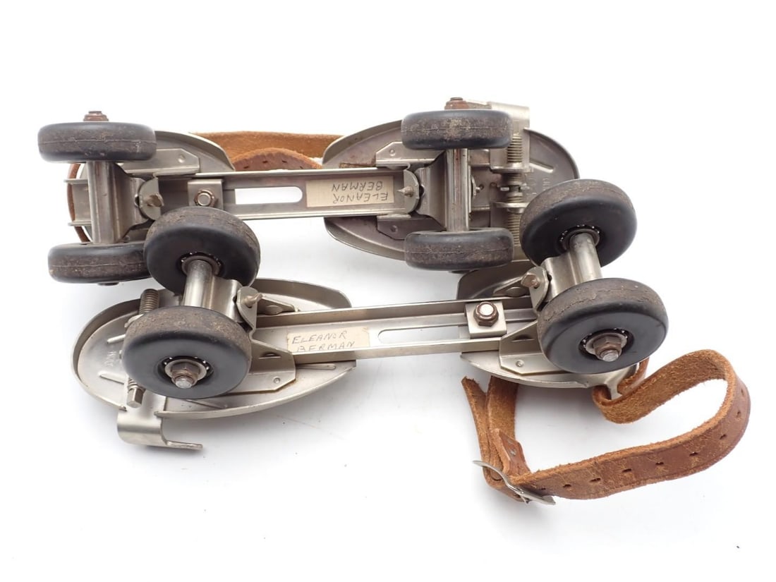 Pair of Vintage Winchester 60 Roller Skates - 3