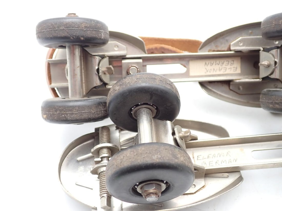 Pair of Vintage Winchester 60 Roller Skates - 4
