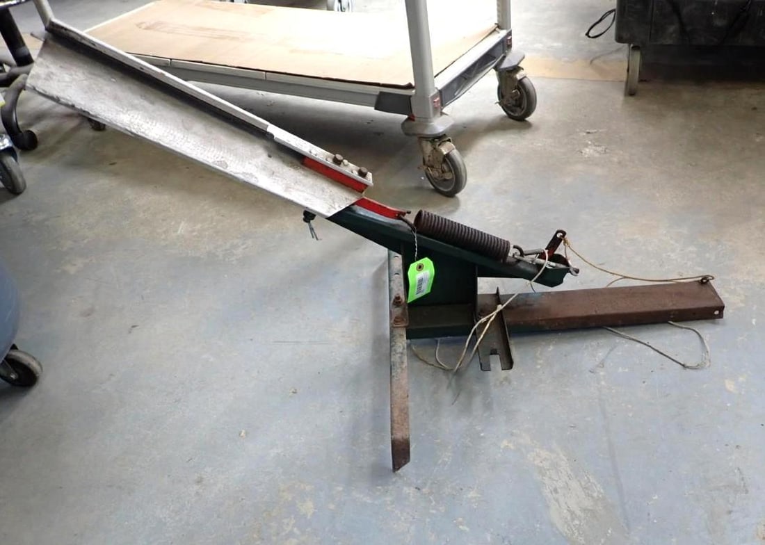 Trius Trap Model 73 Clay Thrower (1 of 5)