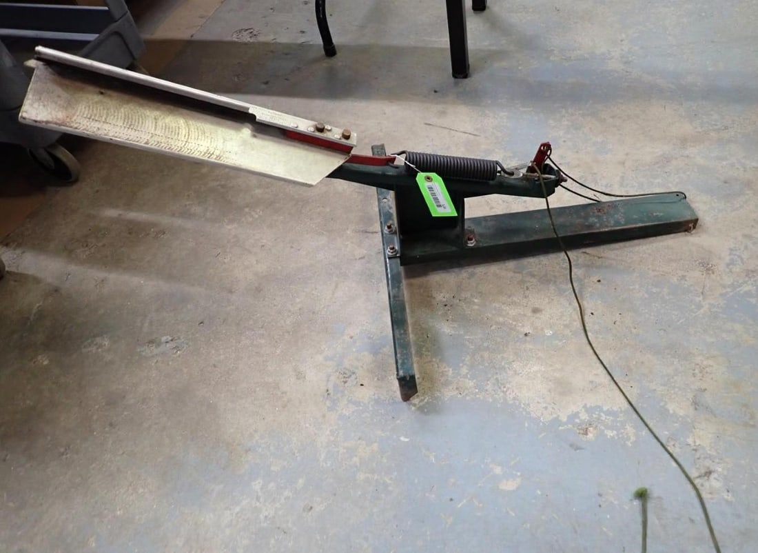 Trius Trap Model 73 Clay Thrower (1 of 8)