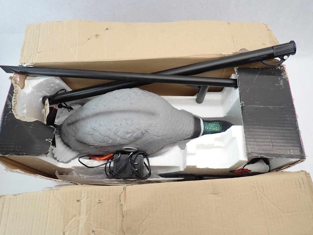 (2) Mojo Outdoors Motorized Duck Decoys - 5