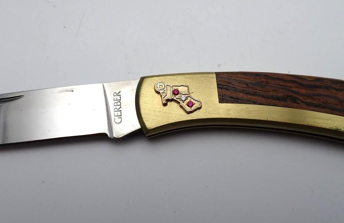 Vintage Gerber New England Bell Systems Award Folding Knife - 4