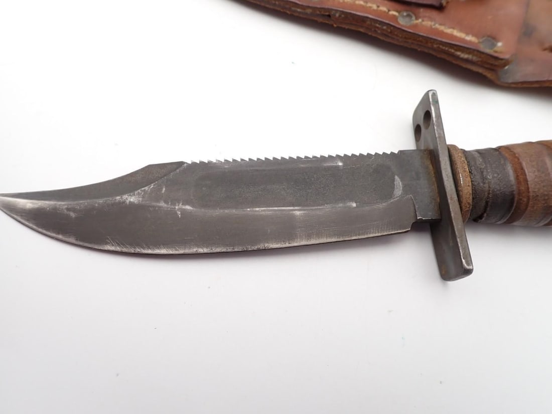 Camillus U.S. Navy Air Force Survival Knife - 4