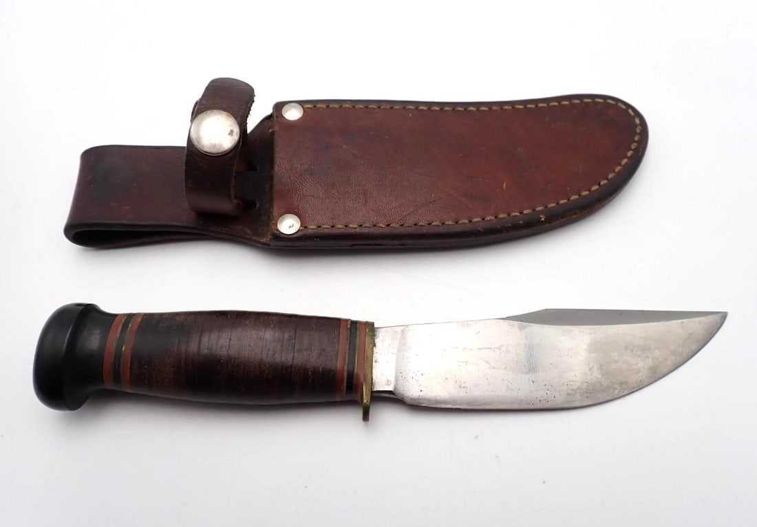Vintage Marbles Skinning Knife (1 of 8)