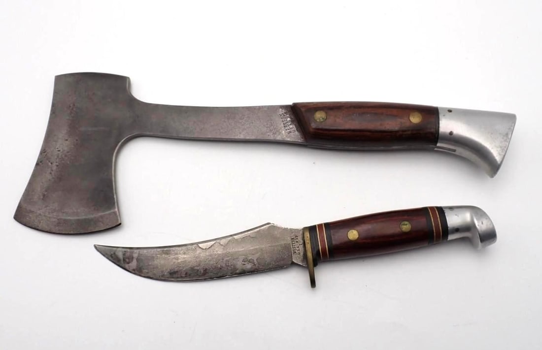 Western Hatchet & Fixed Blade Knife - 2
