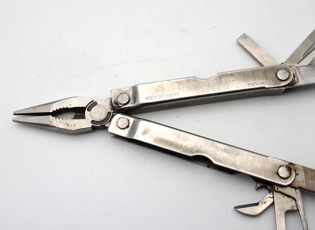 (2) Swiss Army Pen Knives & (1) Leatherman Tool - 5