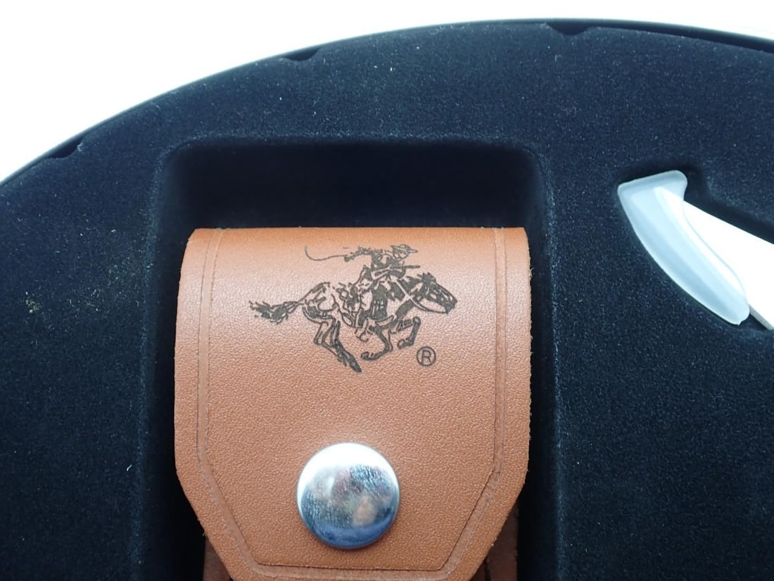 Winchester Folding Knife & Sheath - 3