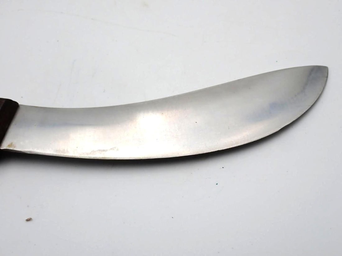 (2) Herters Skinning Knives - 6