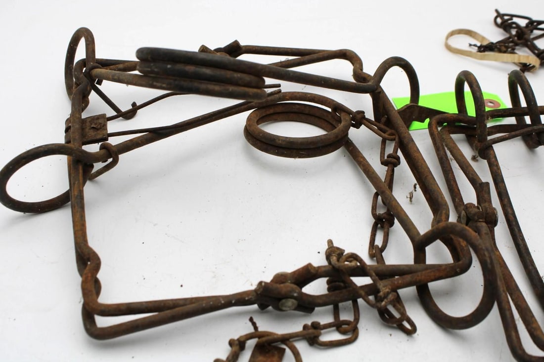 (2) Conibear Traps - 3