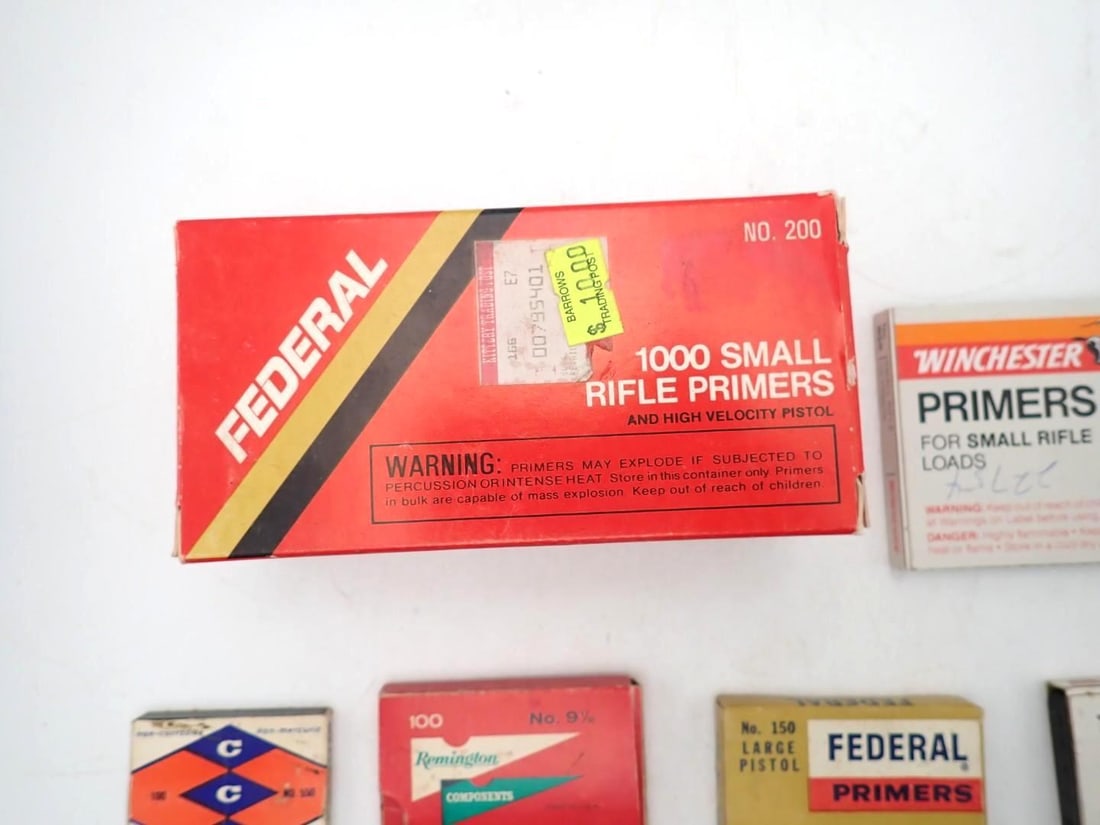 (1000) Federal Small Rifle Primers - 8
