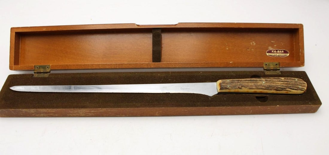 Vintage Ka-Bar Epicure Carving Knife in Wood Case: stag handles, 17" overall length