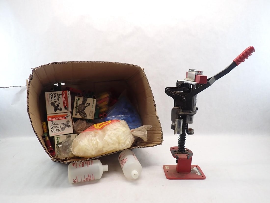 MEC 600 Jr. 12 Ga, Reloading Press & Misc. Supplies: MEC 600 Jr. 12 Ga, Reloading Press & Misc. Supplies
