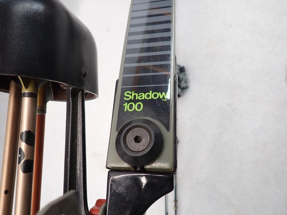 Vintage Shadow 100 Compound Bow - 2