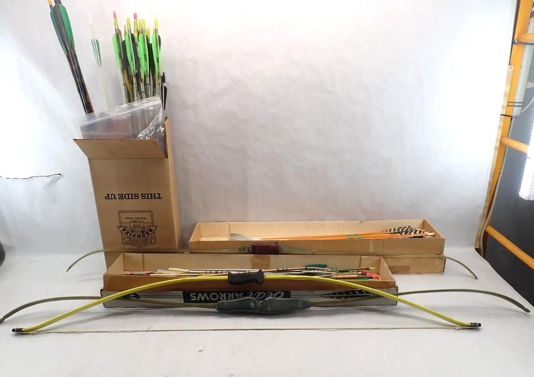 (3) Vintage Fiberglass Bows, Arrows, Quivers & Archery Accessories: (3) Vintage Fiberglass Bows, Arrows, Quivers & Archery Accessories